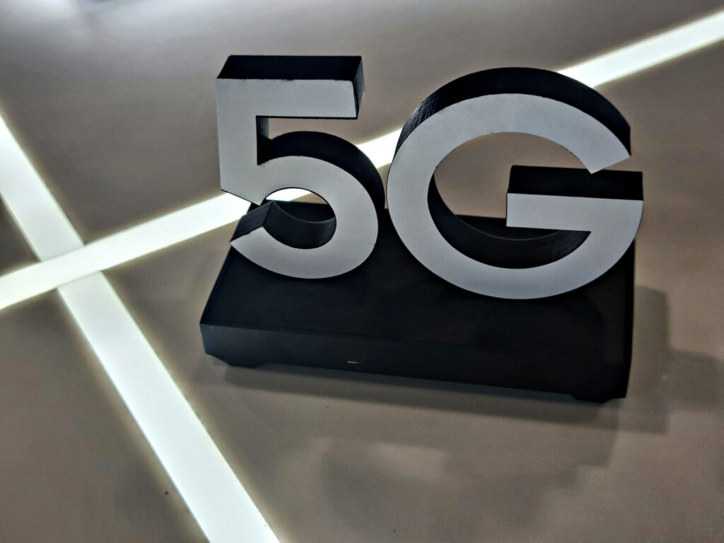 5G Internet symbol